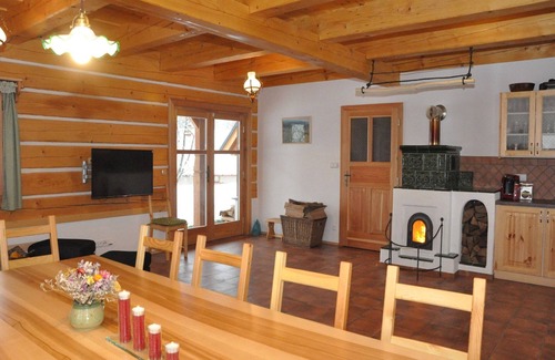 Zahori House | Inviting Holiday Home in Dlouhý with Spa & Sauna Access
