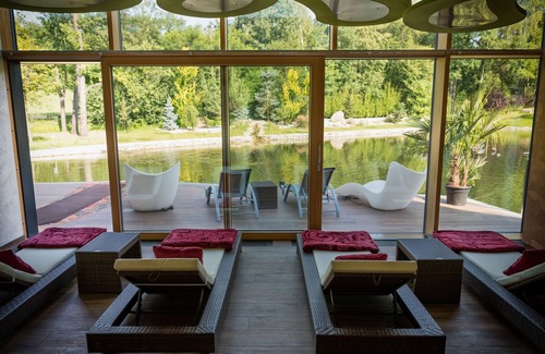 Petrovice u Karvine Hotel | Discover Zámeček Petrovice: 4-Star Retreat with Spa & Pool