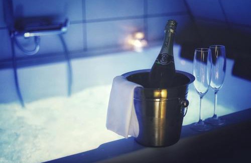 Valasske Mezirici House | Pet-Friendly Zámecký Penzion with Hot Tub & Great Reviews