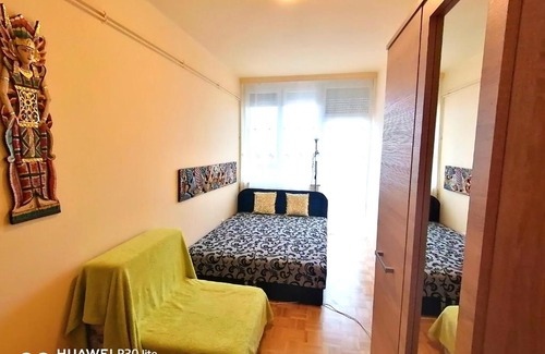 Hajduszoboszlo Apartment | Family-Friendly Escape at Zöld Béka Hőforrás Apartman