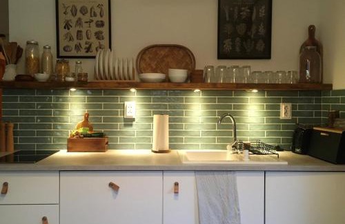 Heviz Apartment | Pet-Friendly Zöld Cica Vendégház - Guest Rated 9.9/10