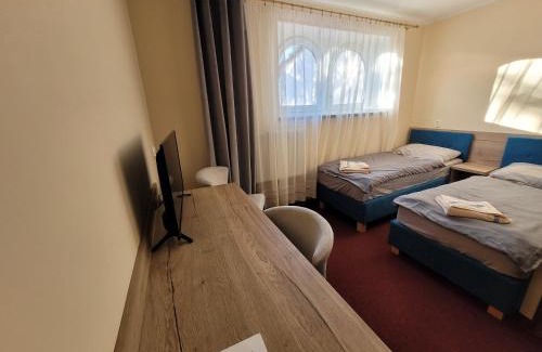 Nisko Bed & Breakfast | Pet-Friendly Retreat at Złote Pióro - Guest Rated 9.7/10