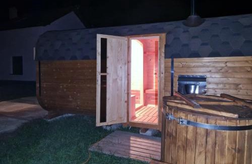 Lokciowe House | Scenic Getaway at Z Widokiem na Wydmę with Ocean Views