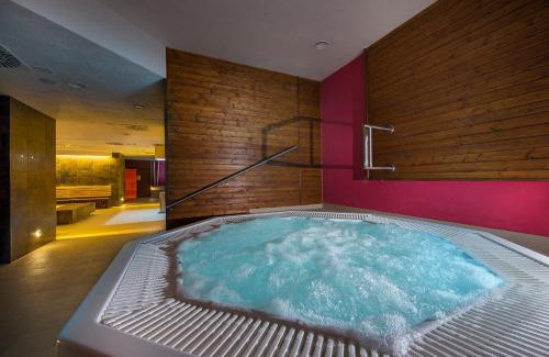 Cerveny Klastor Hotel | Zaži Ubytovanie PIENINY by Zazi