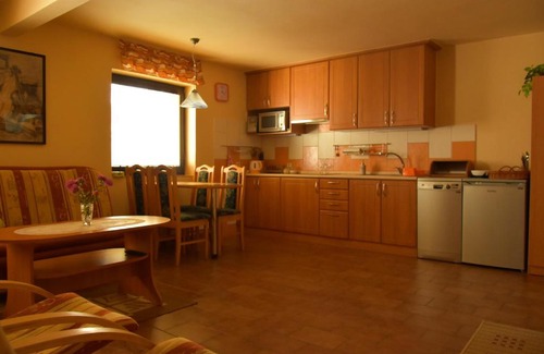 Hovorany House | Experience Za kapličků: Guest Rated 10/10, Pet Friendly!
