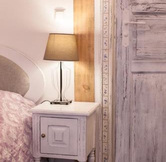 gmina Olsztyn Hotel | Historic Zabytkowy Spichlerz: Family-Friendly Retreat