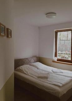 Myslakowice Apartment | Guest Rated 10/10 at Zacisze pod Śnieżką – Pet-Friendly Retreat