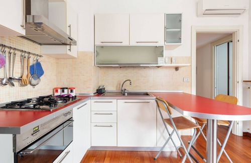 Zona Zara Apartment | Comfortable Zadar Apartment with Balcony Steps from M5 Istria
