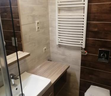 Sarvar Apartment | Top-Rated Zafírgyöngy Apartmanok with Family-Friendly Amenities