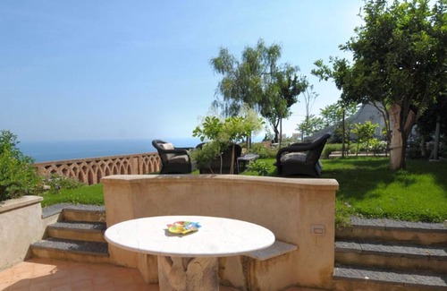 Pogerola Apartment | Experience Zaffiro: Oceanfront Apartment with Private Garden