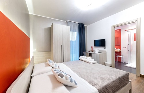 Lavinaio-Monterosso House | Eco-Friendly Zaffiro Lavico Rooms by Etna's Nature & Sea