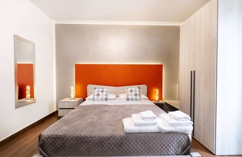 Lavinaio-Monterosso House | Eco-Friendly Zaffiro Lavico Rooms by Etna's Nature & Sea