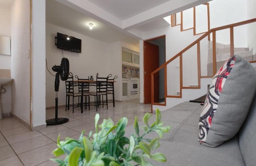 Queretaro Apartment | Ideal Zafiro Hotel: Family and Pet Friendly Getaway