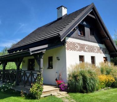 Solina Apartment | Top-Rated Zagroda Krasna: Family-Friendly & Pet Approved!