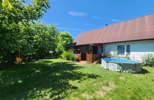 gmina Aleksandrow House | Experience Peace at Zagroda Podlas - Pet-Friendly Retreat