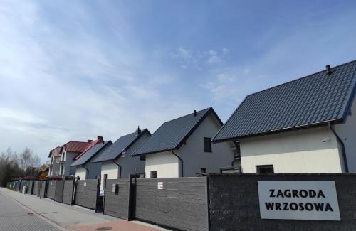 Debki Villa | Pet-Friendly Retreat at Zagroda Wrzosowa - Rated 9.6/10