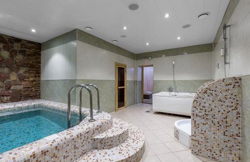 Plavya Hotel | Experience Zahar Berkut: Poolside Bliss with Ocean Views