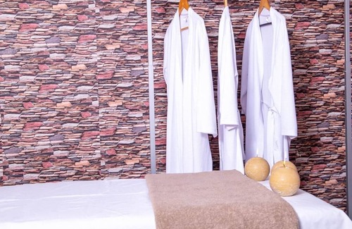 Jane Furse Hotel | Relax at ZAI OAT HOTEL with Pool, Spa & Family Amenities