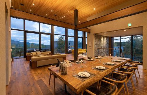 Hirafu Apartment | Discover Zai-On: Family-Friendly Getaway with Hot Tub