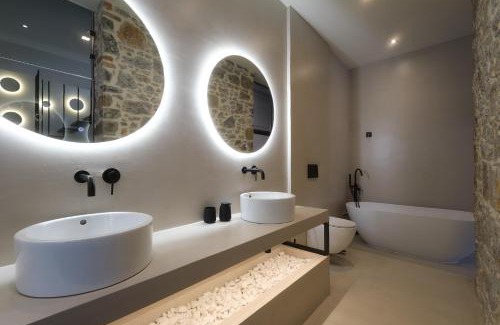 Skala Loutron Hotel | Discover Zaira Hotel: Pet-Friendly Oceanfront Retreat