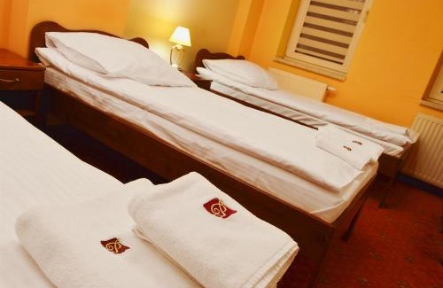 gmina Radomysl Wielki Hotel | Explore Zajazd Partynia: Pet-Friendly Comfort Awaits
