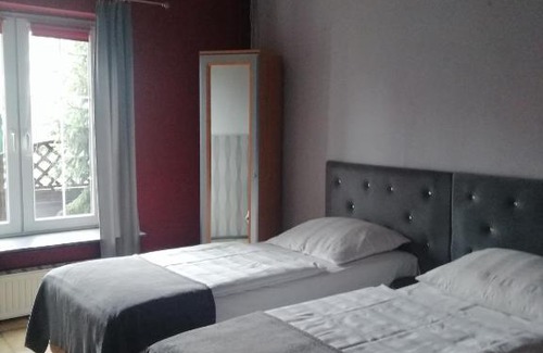 Zielona Gora Bed & Breakfast | Family-Friendly Stay at Zajazd pod Różą - Rated 8.1/10
