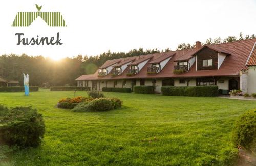 gmina Rozogi Bed & Breakfast | Discover Zajazd Tusinek: Family-Friendly Retreat with Hot Tub
