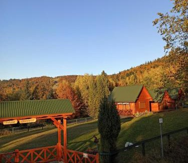 Przyborow Ski Chalet | Discover Zakątek DZIEWIĘĆSIŁ: 10/10 Rating & Hot Tub