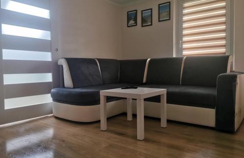 Lubawka Apartment | Guest Rated: Zakątek u Natalii with Pet-Friendly Comfort