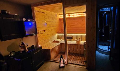 Trzcinica House | Discover Zakątek u Poety Dąbrówka: Pet & Child Friendly Stay