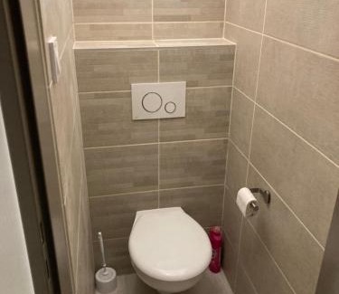 Zamardi Apartment | Pet-Friendly Zamárdi Parti Apartman with Oceanfront Views