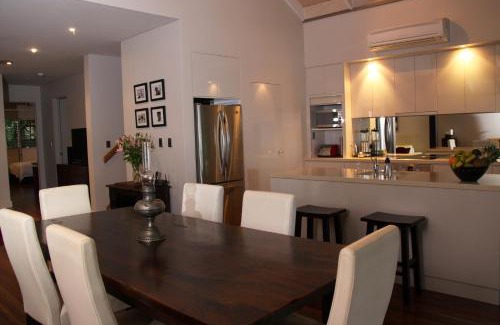 Mission Beach Villa | Beachfront Townhouse at Zama - Pool & Ocean Views Await