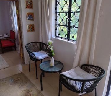 Busia Ski Chalet | Zambarau house