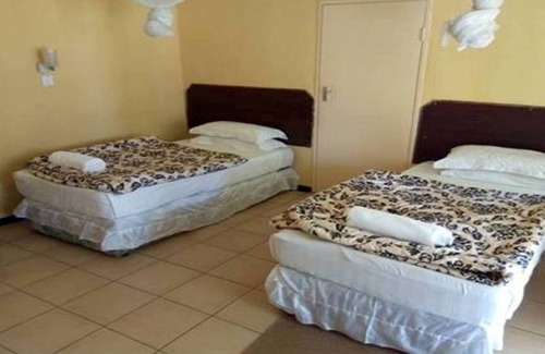 Livingstone Bed & Breakfast | Relax at Zambezi Way Lodge - Ideal for Your Livingstone Escape
