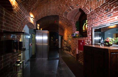 Gniew Resort | Discover Zamek Gniew - Pałac Marysieńki: Oceanfront Paradise