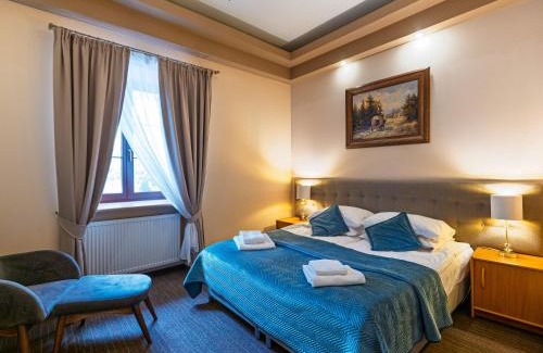 Krasiczyn Hotel | Discover Zamek w Krasiczynie: Family-friendly Retreat