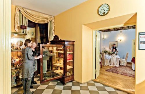 Krokowa Apartment | Idyllic Zamek w Krokowej: Pet-Friendly Retreat Awaits