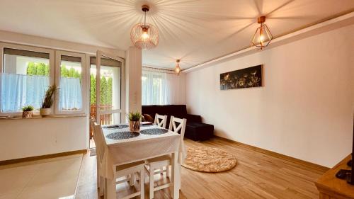 Zwierzyniec Apartment | Zamojska 8