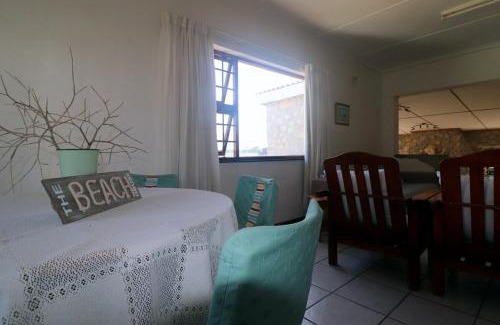 Arniston House | Discover Zandleegte Arniston: 4-Star Family-Friendly Escape