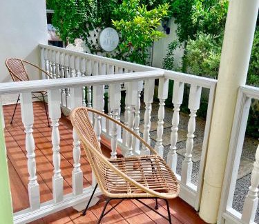 Ranong Hotel | Tranquil Getaway at Zen Balcony House, Ranong - 9.3/10