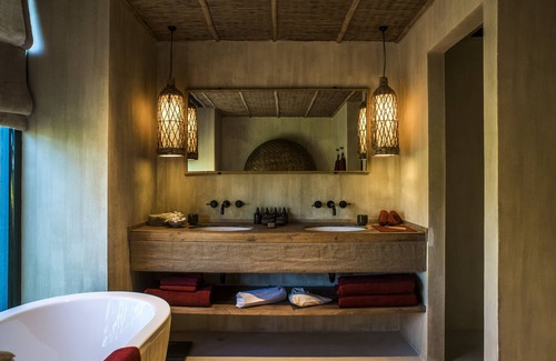 Xuan Canh Hotel | Elegant Zannier Bai San Ho: Ocean View & Spa Retreat