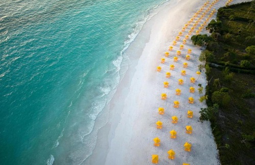 Zanzibar Town Hotel | Discover Zanzibar Elite Hotels: Poolside Relaxation Awaits