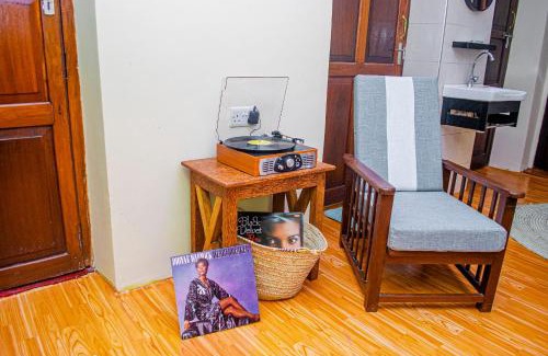 Stone Town House | Cozy Zanzibar Spice Nest Apartment with Oceanfront Views