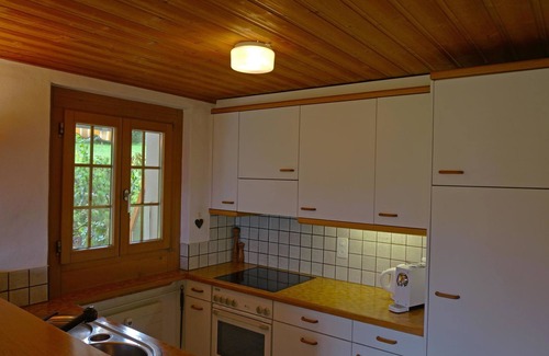 Saanenmoeser Apartment | Experience Zapfe (Küenzi) by Interhome with Spa & Breakfast