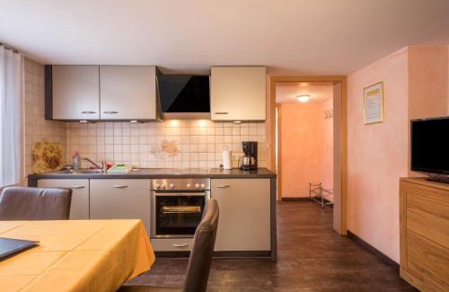 Tettnang Apartment | Experience Zapfs Bauernhof Vergißmeinnicht: Family-Friendly Retreat