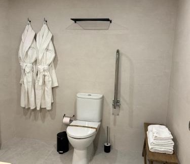 Mocejon Hotel | Zarú Hotel Boutique: Guest Rated 9/10 with Family-Friendly Amenities
