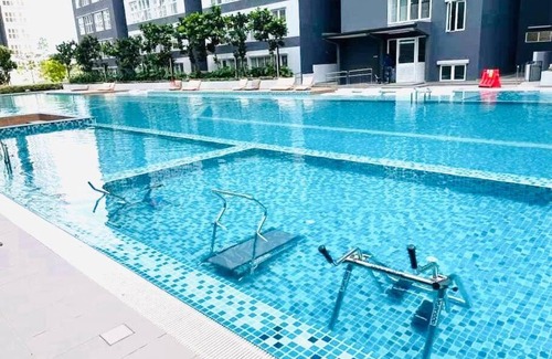 Kajang Apartment | Discover Zarahomestay @ Canopy Hills Kajang - Family-Friendly Retreat