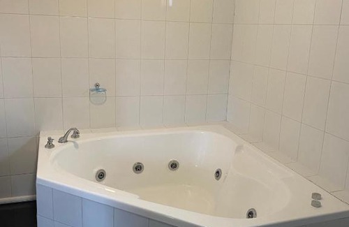 Putemun House | Discover Zarapito Domo: Family-Friendly with Hot Tub Bliss