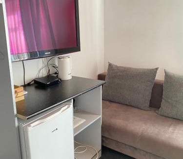 Cholpon-Ata House | Top-Rated Zaton Guesthouse with Breakfast & Family Amenities