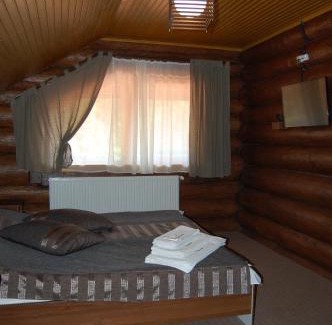 Svalyava Hotel | Discover Comfort at Zatyshok: Pool, Restaurant & Family Fun